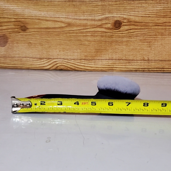 Real Technique ALL OVER Makeup Brush - Picture 5 of 6